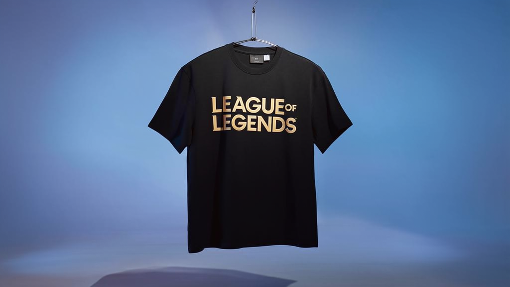 League of Legends T-Shirt | Perfect for Gamers and Fans - Custom prompt - Studio Mode